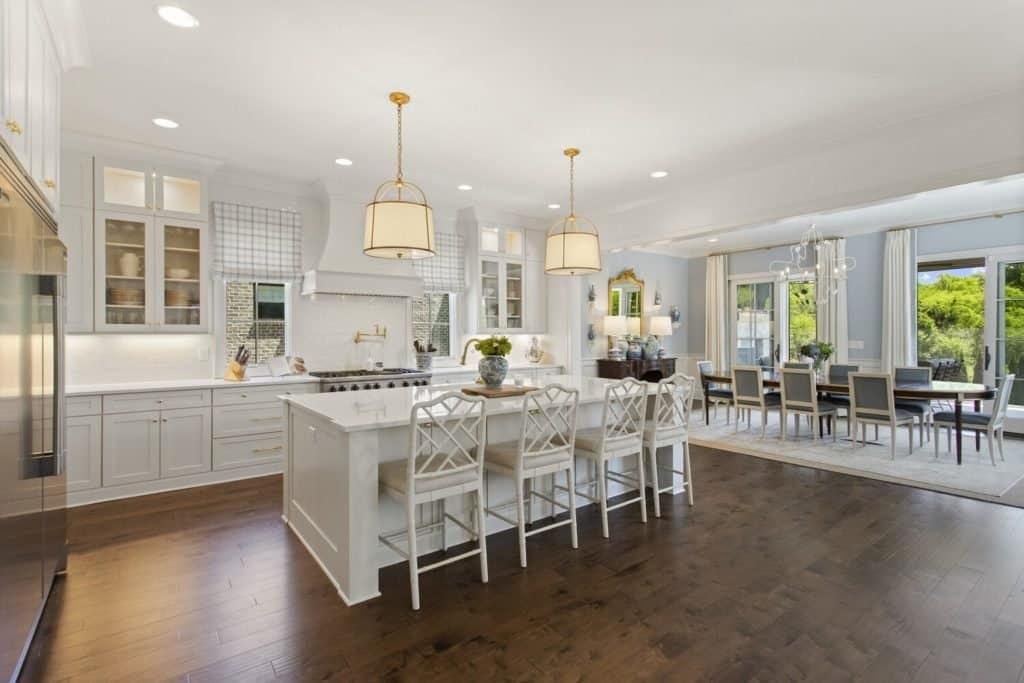 Elegant kitchen and dining room painted by best painters in Nashville - Nashville Painting Professionals